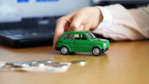 كيف يتم حساب قسط التأمين على السيارات؟