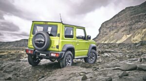 على الطرق الوعرة والأسرة على متن الطائرة: تم تعيين Jimny 5 أبواب لرفع لعبة Suzuki’s SUV