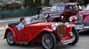 تكمل جمعية غرب الهند للسيارات قرن