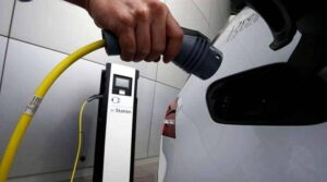 مسبار الشهرة: ستة صانعي EV تحت الماسح الضوئي