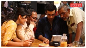Raajneeti Tend 10: Prakash Jha تقول أن كاترينا كايف تعلمت خطابها لمدة 40 يومًا ، كان أنجوم راجابالي شكوكه حول رانبير كابور