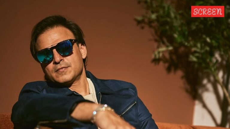 أصبح Vivek Oberoi كروسًا في سن المراهقة بعد أن أخبره الأب أنه لا يحق له الحصول على المال العائلي: “أنا رجل ثري ، أنت لست كذلك”