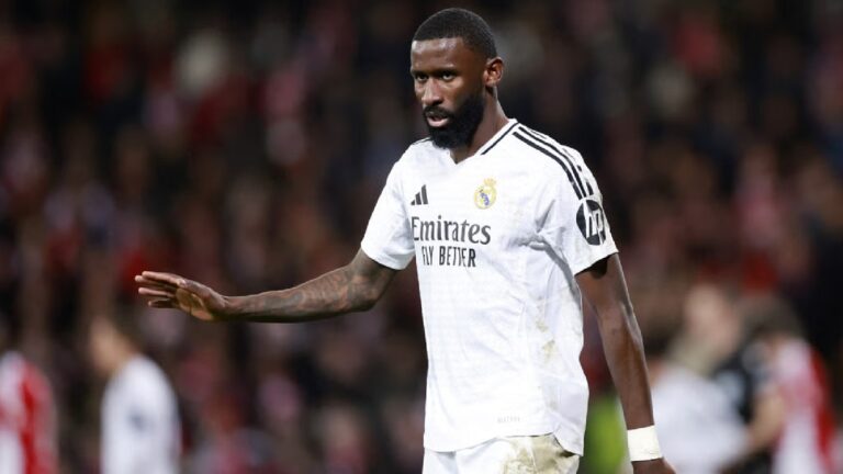 يدعي مدافع ريال مدريد أنطونيو روديجر أنه تعرض للإيذاء عنصريًا خلال مباراة كأس العالم للنادي