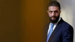 مسؤول ترامب لإلغاء تعيين المنظمة الإرهابية الأجنبية للمجموعة بقيادة الرئيس المؤقت في سوريا –