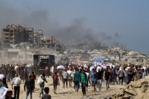 إسرائيل تتوقف عن العمليات في بعض أجزاء من غزة وسط رعب تصاعد على الجوع. هل سيكون ذلك كافيًا؟ –