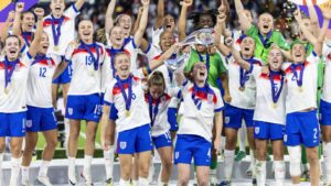 انتصار Lionesses: إنجلترا للاحتفال بالألقاب الأوروبية المتتالية مع موكب مفتوح