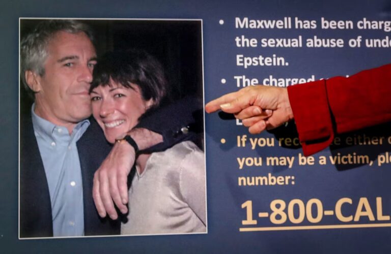 لقد جعل ترامب موقفًا من Ghislaine Maxwell يبدو أسوأ –