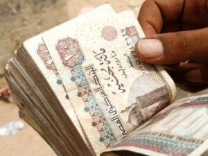تخطط حكومة مصر للاقتراض من المواطنين من خلال سندات البيع بالتجزئة –