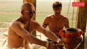 كان Naseruddin Shah متشككًا في Omkara ، حيث انتقد الصناعة لسرقة دائمًا من شكسبير: