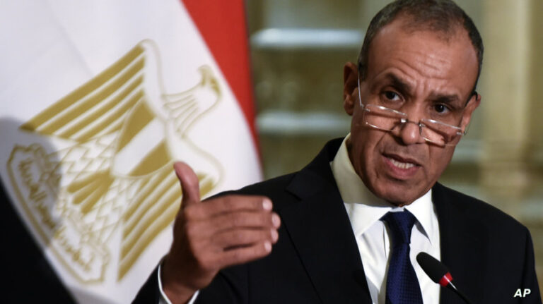 يقول وزير الخارجية إن خط الدفاع الأول في وزارة الخارجية في حماية المصالح الوطنية –