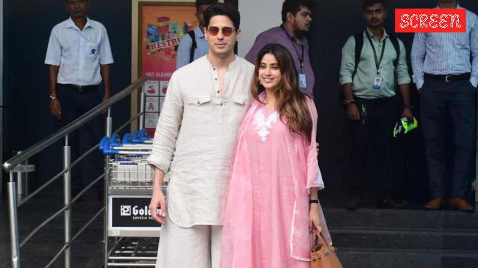 Jnahvi Kapoor 1755174811