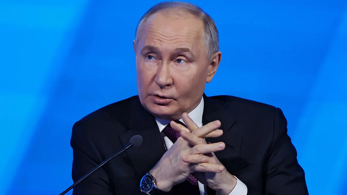 2024 04 25t153729z 395351462 rc2qd7a391mr rtrmadp 3 russia business putin
