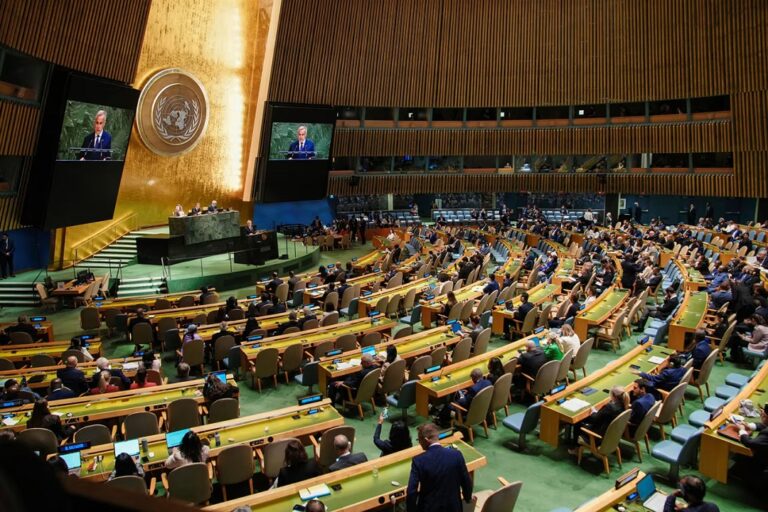 إليكم الأحدث: يعترف المزيد من أعضاء الأمم المتحدة بالدولة الفلسطينية حيث تتفاقم الظروف في غزة –