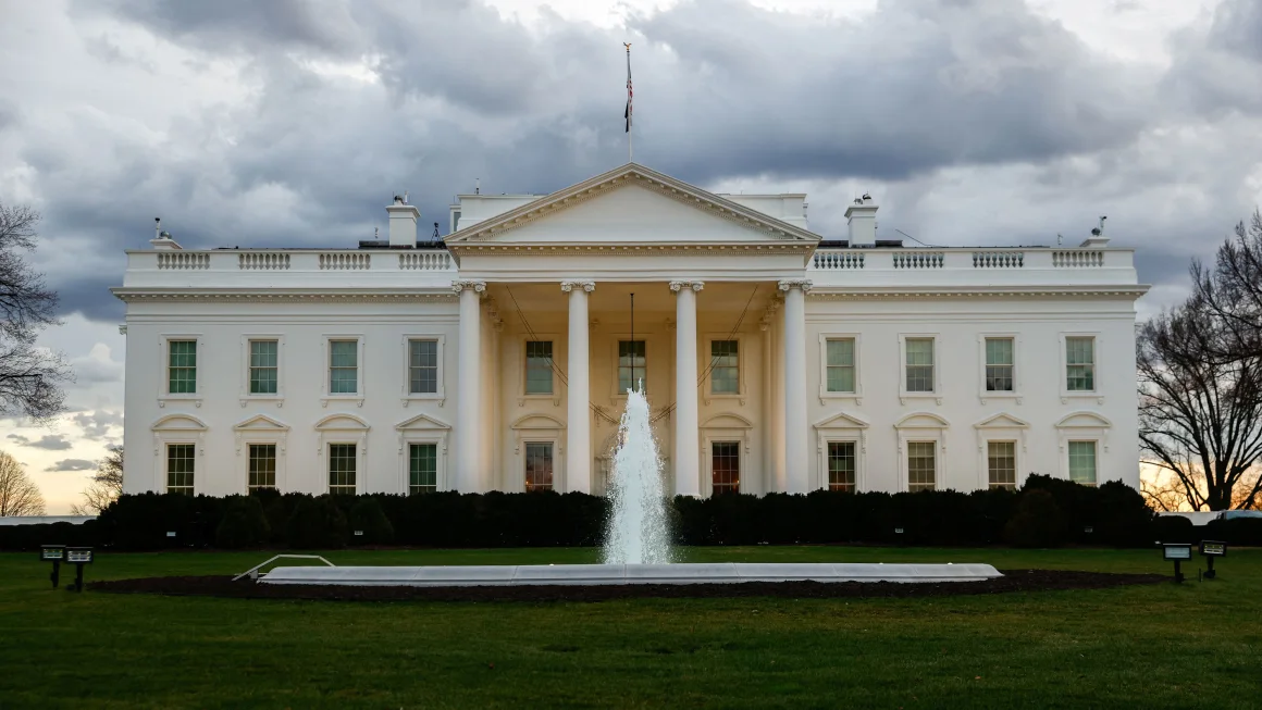 240128213401 white house 012624
