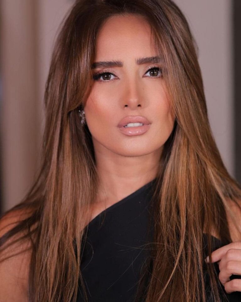 يعالج محمد فاراج وزينا العلاقة السامة في فيلم “Ward W Chocolata” الجديد –