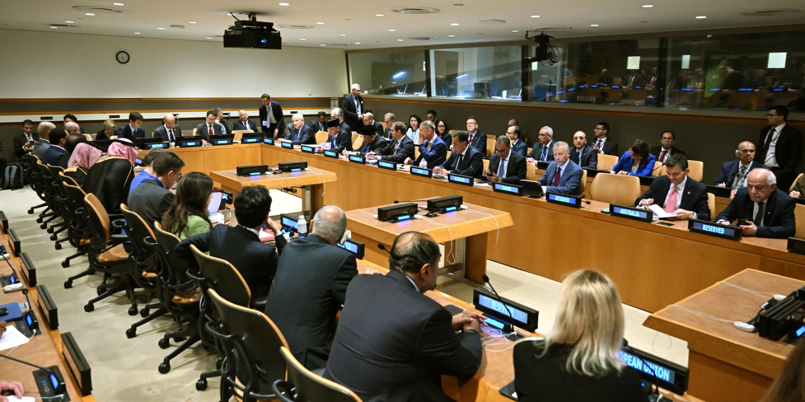 Egypt PM announces beginning of training Palestinian forces