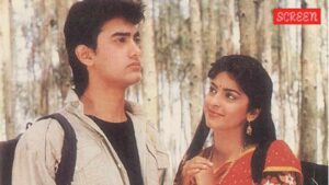 قام عامر خان بتصوير Qayamat Se Qayamat Tak Happy Happy عندما رفض المخرج Mansoor Khan المجيء: “جلس على بعد 20 قدمًا مع جريدته”