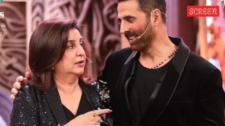 يقول أكشاي كومار إن فرح خان لا يشتري تذاكر الأفلام ، مما يجعل هيميش ريشاميا يشتريها لها ؛ تقول ، “تيز مار خان 2 بانين كيا؟”