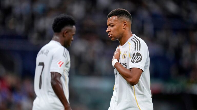 احتجز المعجبين بعد إهانة العنصرية من Kylian Mbappe خلال مباراة الدوري الإسباني