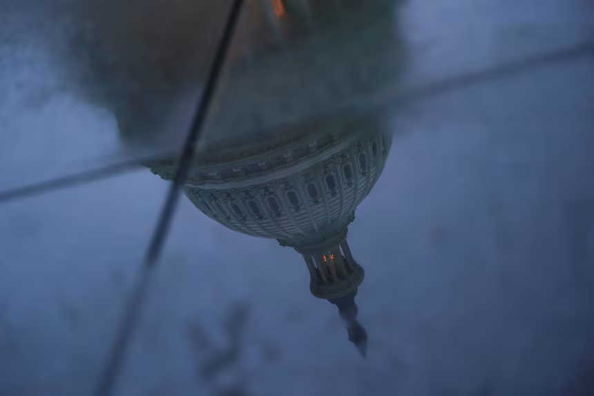 01 2025 09 29t232437z 787696831 rc2z1ha648rm rtrmadp 3 usa shutdown jpg