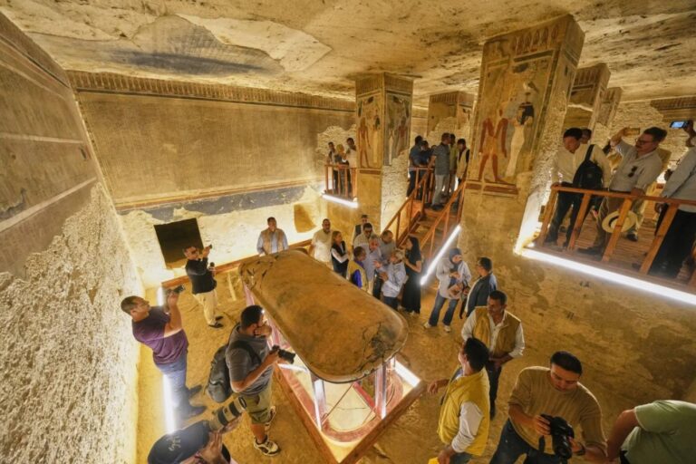 مصر تعيد فتح مقبرة أمنحتب الثالث في الأقصر بعد أعمال الترميم –