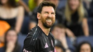 أكمل ليونيل ميسي وإنتر ميامي عقدًا جديدًا، ومن المقرر أن يبقى النجم الأرجنتيني مع النادي حتى عام 2026 على الأقل