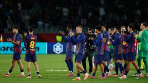 يسمح UEFA على مضض برشلونة بلعب مباراة الدوري في الولايات المتحدة ومواجهة ميلانو في أستراليا