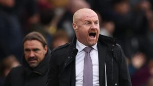 نوتنجهام فورست يعين شون دايك مدربًا جديدًا حتى عام 2027