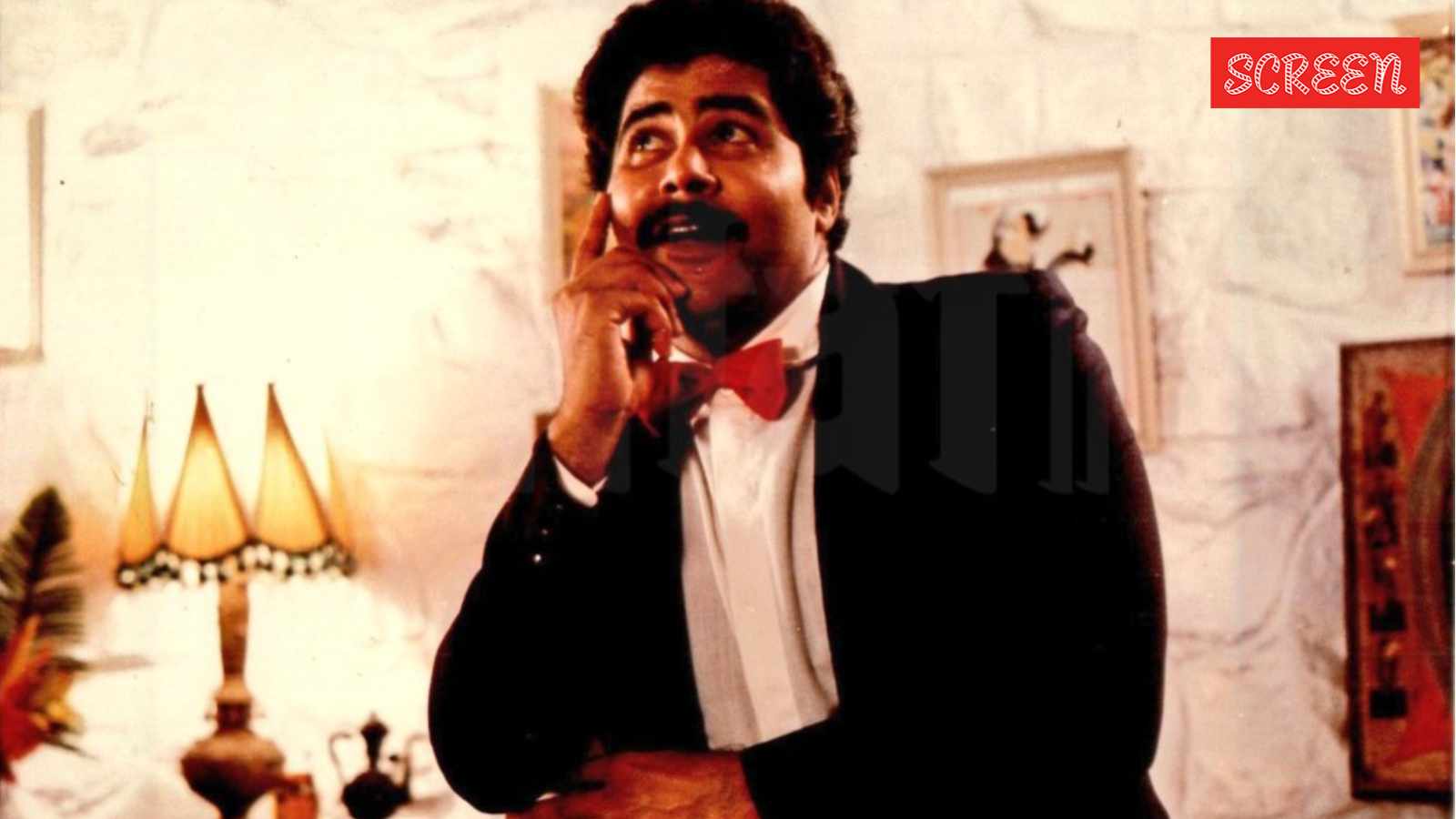 وفاة ساتيش شاه: حصل الممثل على مبلغ 50-100 روبية على أقساط لفيلم Jaane Bhi Do Yaaro، واضطر إلى شراء تذاكر العرض الأول: "لقد وجدنا الأمر غير مضحك أثناء التصوير" 12 satish 1761394339