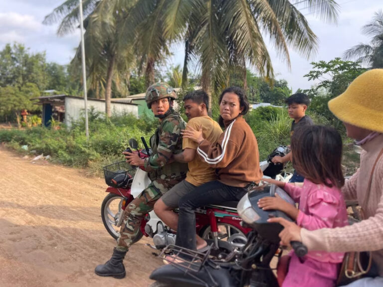 اتفاق السلام بين تايلاند وكمبوديا ينهار بعد مقتل قروي كمبودي في اشتباكات جديدة