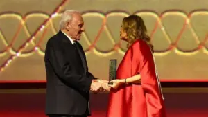 مهرجان البحر الأحمر السينمائي يختتم بتكريم أنتوني هوبكنز وفوز الفيلم المصري “كولونيا” –