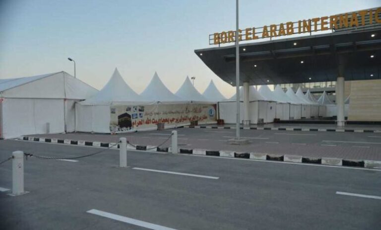 رئيس الوزراء يتابع أعمال تطوير شبكة الطرق المؤدية إلى الإسكندرية. المطار –