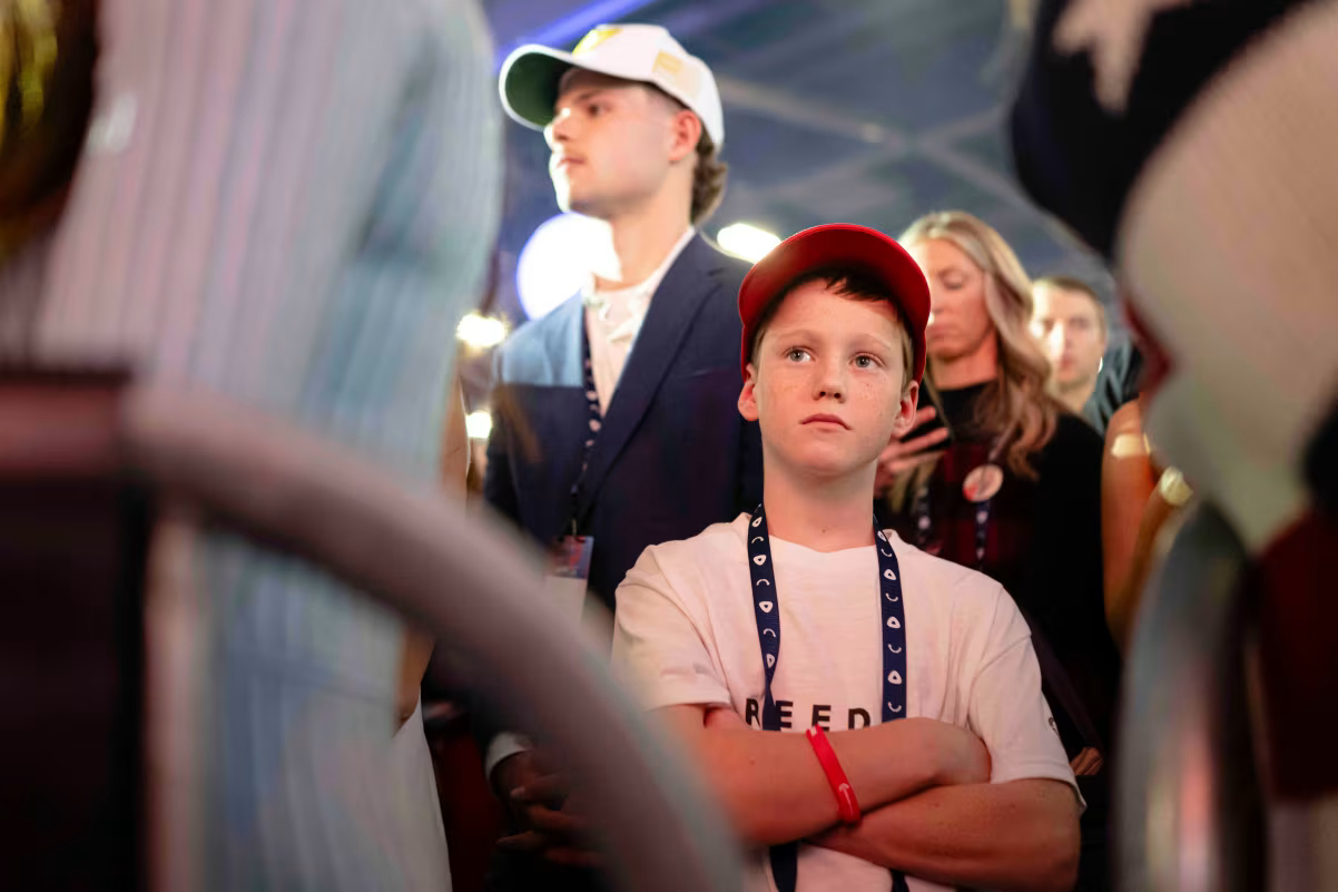 ap25353842994441 jpg