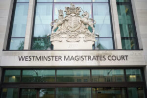 تريد المملكة المتحدة إلغاء المحاكمات أمام هيئة محلفين للعديد من الجرائم. المعارضون يخشون فقدان حق قديم