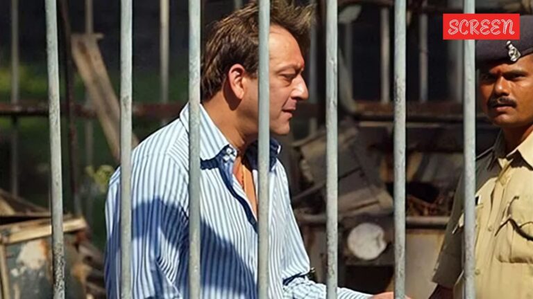 “واجهت فترة سجني بكرامة”: يقول سانجاي دوت إنه أدين “دون أن يجدوا سلاحًا على الإطلاق”