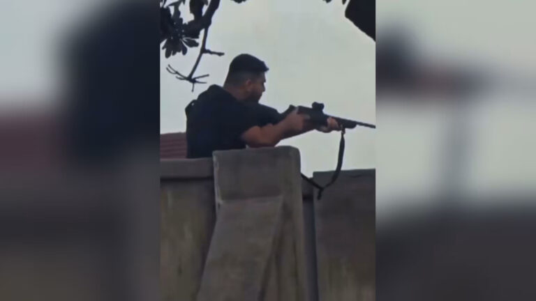 المشتبه فيهم بالإرهاب في بوندي، مدفوعين بـ “أيديولوجية الدولة الإسلامية”، سافروا مؤخرًا إلى جزيرة فلبينية مزقتها التطرف –