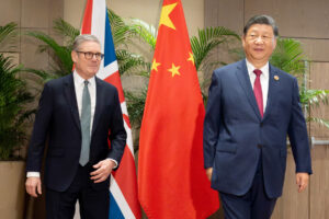 بالنسبة لبريطانيا، تظل الصين “تهديدًا” – ولكنها تستحق التعامل معها –