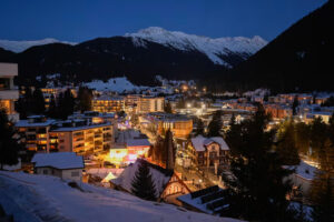 إن دافوس يواجه مشكلتين. ربما يكون ترامب هو الأسهل..