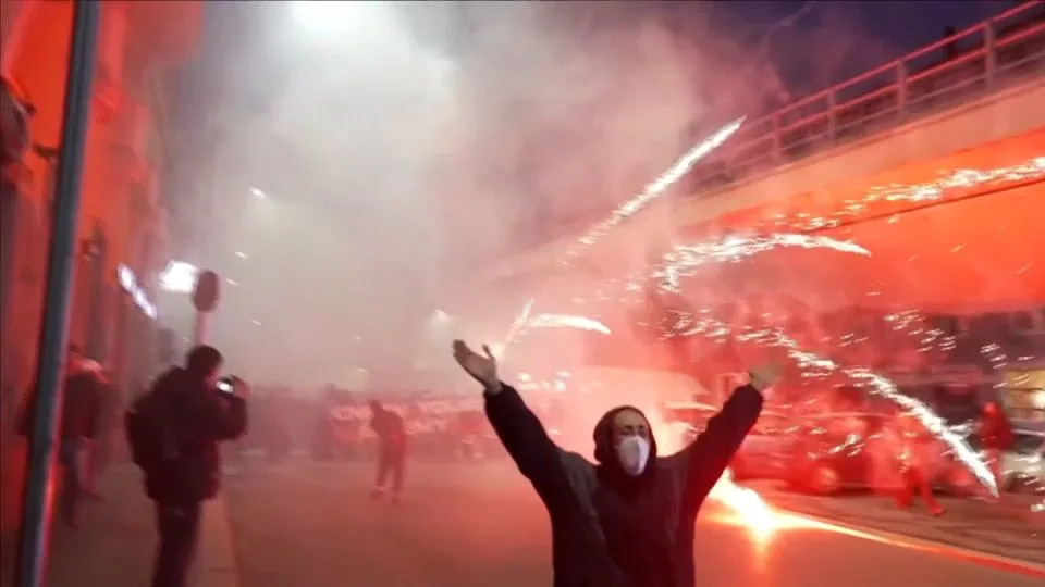 fe6d701bdfa5ee41b6856381183a0350