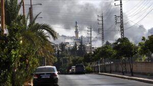 مقتل 10 أشخاص في هجمات إسرائيلية في وادي البقاع وعين الحلوة بلبنان