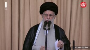 من الذي يدير إيران الآن بعد وفاة المرشد الأعلى؟ –