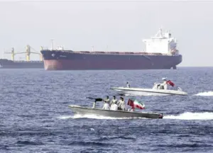 الصين ترفض دعوة ترامب لنشر سفن حربية في مضيق هرمز